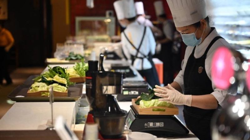肉汤：选用鸡精